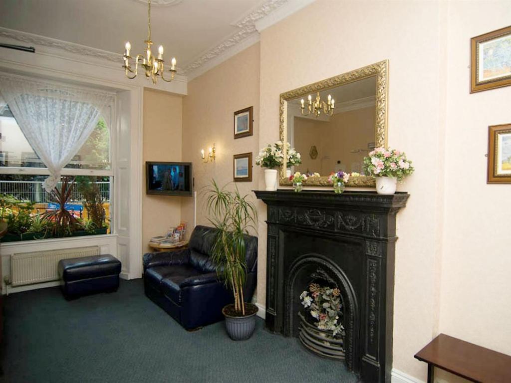 Normandie Hotel Лондон Екстериор снимка