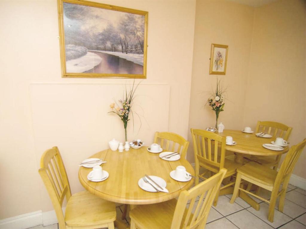 Normandie Hotel Лондон Екстериор снимка