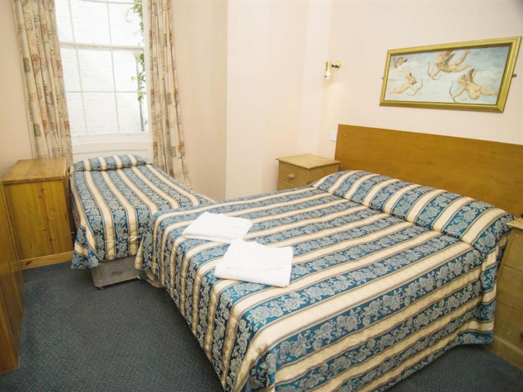 Normandie Hotel Лондон Екстериор снимка