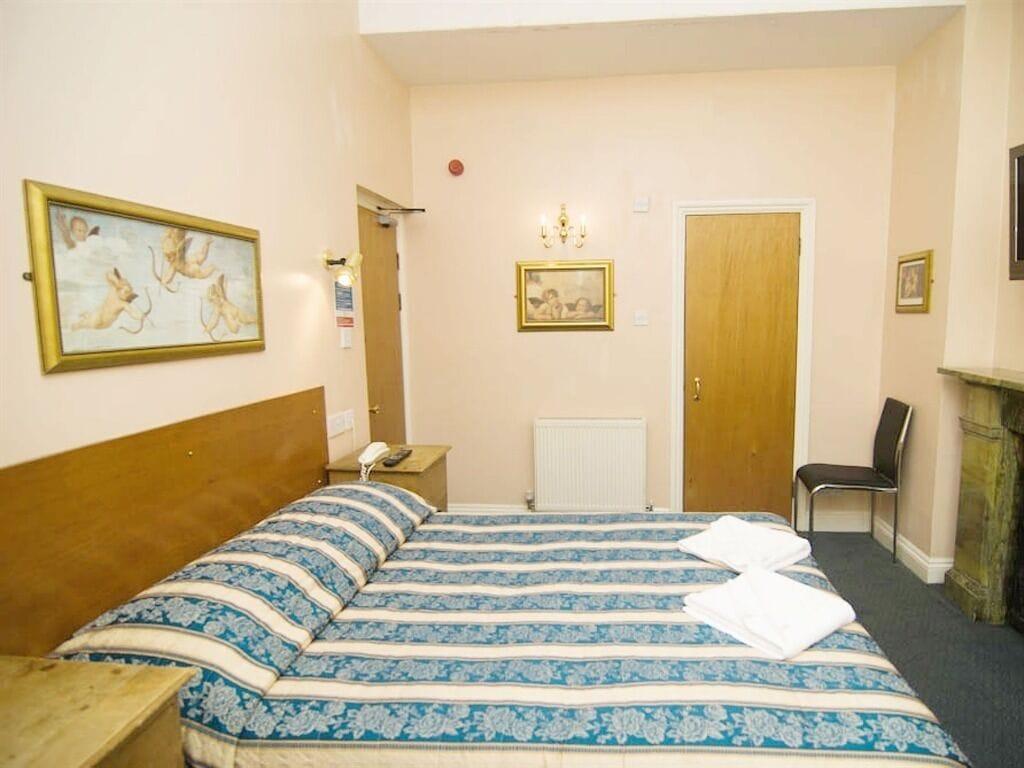 Normandie Hotel Лондон Екстериор снимка