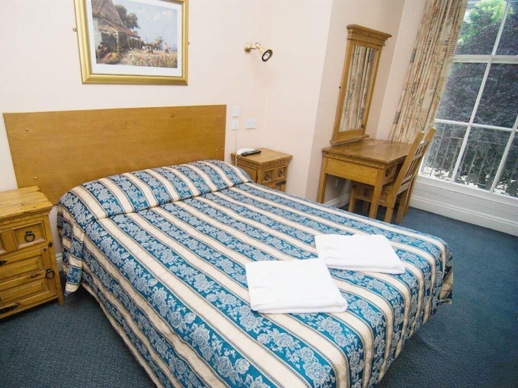 Normandie Hotel Лондон Екстериор снимка