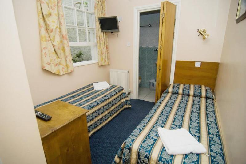 Normandie Hotel Лондон Екстериор снимка