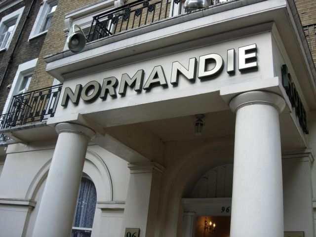Normandie Hotel Лондон Екстериор снимка