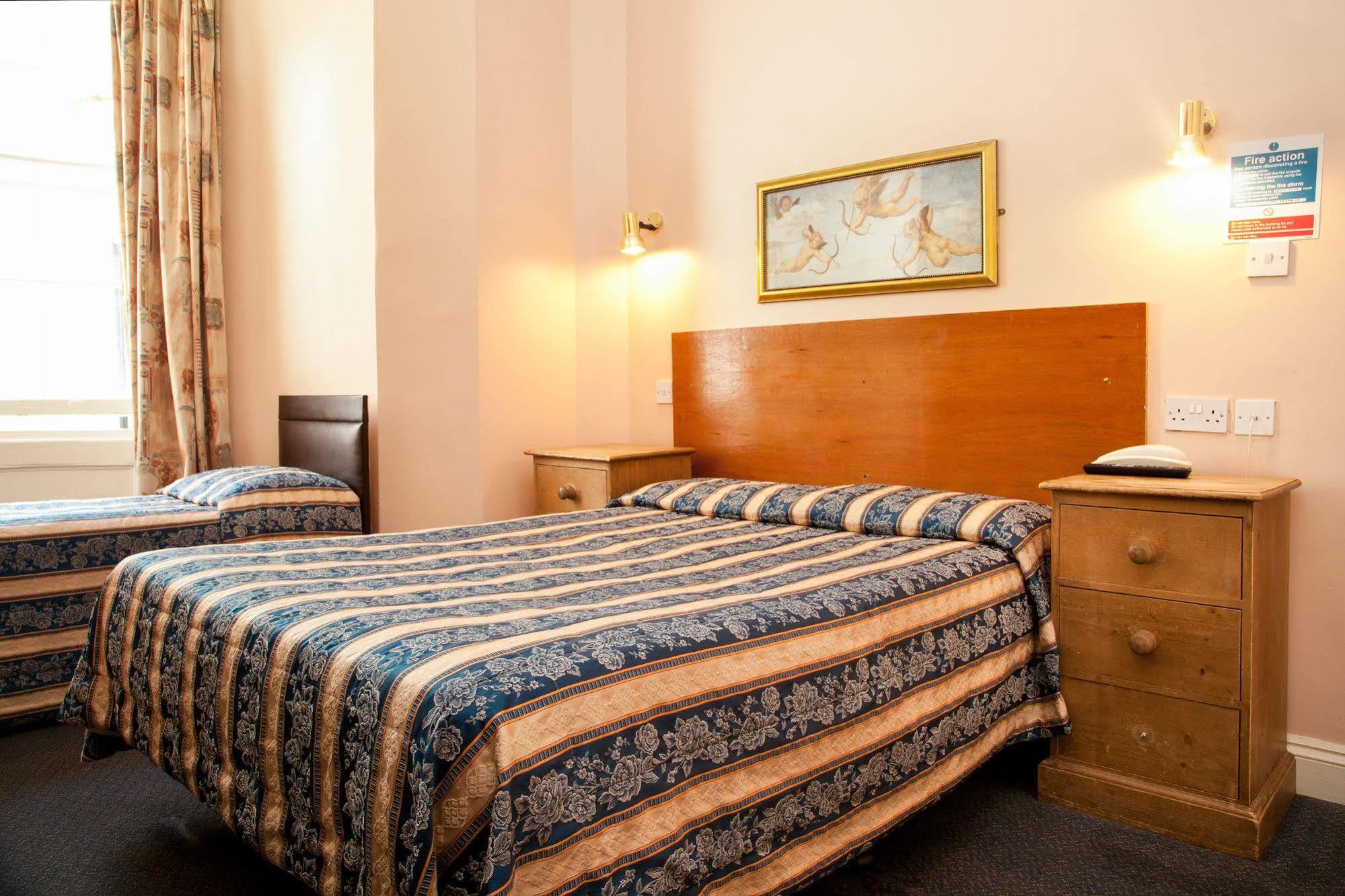 Normandie Hotel Лондон Екстериор снимка
